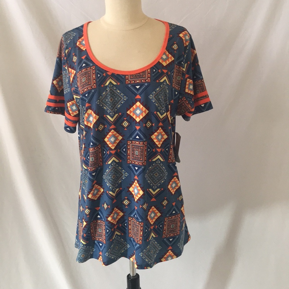 LuLaRoe Classic T Top NWT
